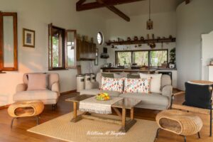 River Kwai House - Open-plan lounge and kitchen